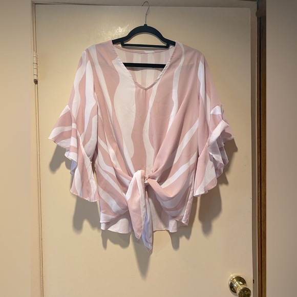 Flowy blouse - Picture 1 of 5
